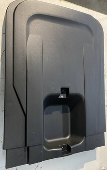 MAKITA Część zamienna do PLM4612- Pokrywa górna kosza Nr. 114 Kod: 671467001