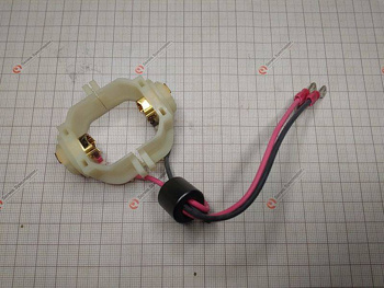 MAKITA Część zamienna do BHR241 - Szczotkotrzymacz lewy+prawy Nr. 77 Kod: 643836-0 zam.638926-2