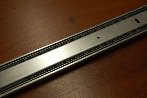 DEDRA Część zamienna do DED7822- Szyna Prowadząca Lewa Strona (Produkt Wycofany z Produkcji)