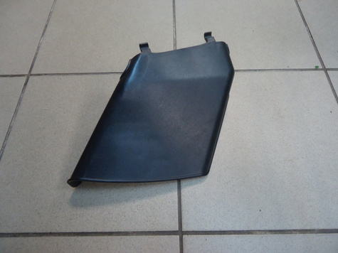 MAKITA Część zamienna do PLM4618 - Pokrywa wylotu bocznego Nr. 51 Kod: 671381001