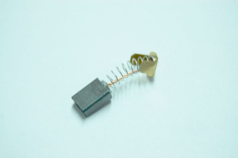 GEKO Szczotki Węglowe Krzyżyk 5x8mm G00471