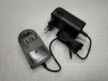 BOSCH Część zamienna do PSR 18 LI-2- ŁADOWARKA SZYBKA  AL 18V-20 230V 2A nr. 653 Kod: 2 607 226 517