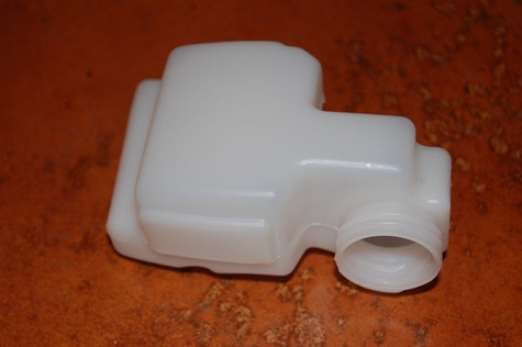 MAKITA Część zamienna do UC3001A- Zbiornik oleju nr. 50 Kod: 225244010(produkt wycofany)