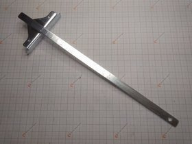 DeWALT Część zamienna do DW936- Osłona Prowadnicy nr.100 Kod: 381091-01