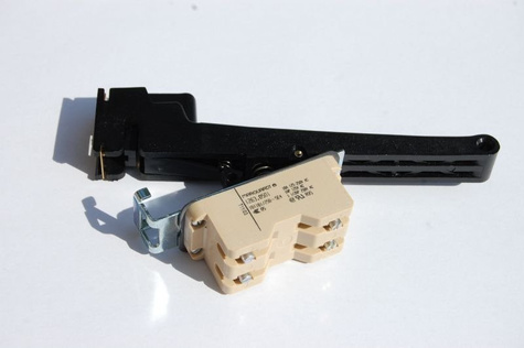 BOSCH Część zamienna do GPO 12 E - WYŁĄCZNIK nr. 4 Kod: 1 607 200 080