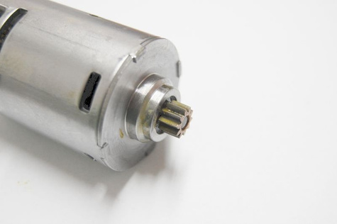 DeWALT Część zamienna do DC213- Silnik nr.250 Kod: 492829-00 (Produkt Wycofany)