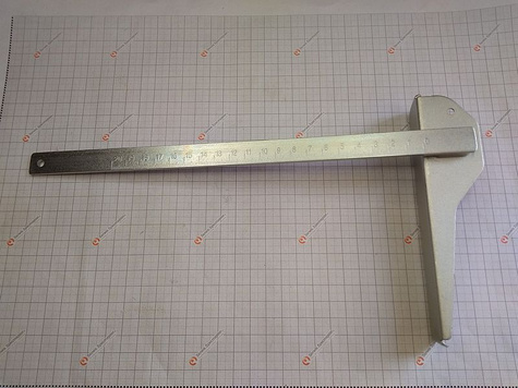 BOSCH Część zamienna do GKS 85 - PRZYMIAR PROSTOKĄTNY nr. 660 Kod: 1 619 X01 612