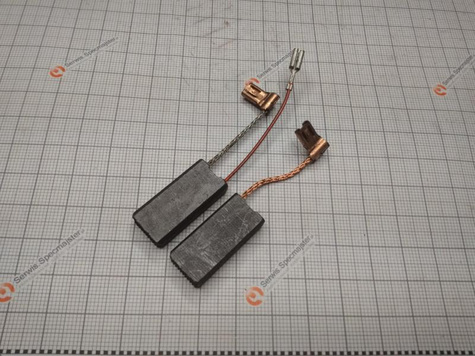 BOSCH Część zamienna do GBH 8-45-DV - Komplet szczotek węglowych nr.810 Kod:1 617 014 145