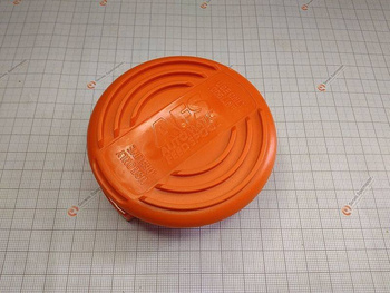 BLACK&DECKER Część Zamienna do ST5530 - Pokrywa szpuli Nr.9 Kod:385022-03 (zam. 385022-03N)