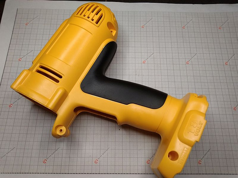 DeWalt Część Zamienna do DW059K- Obudowa do Wkrętarki z aku. Li-on Nr.1 Kod: 652243-00 (Produkt Wycofany)